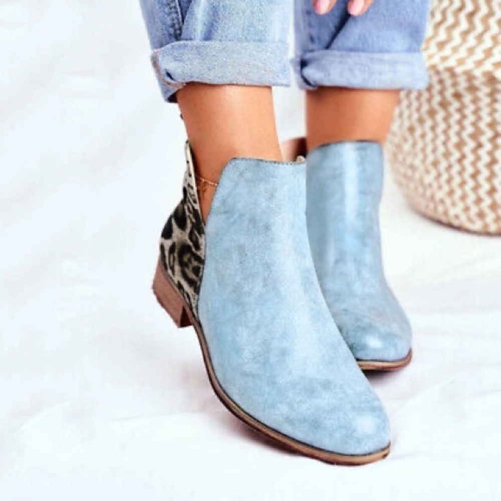 Source Unknown Light Blue Suede Ankle Booties with Leopard Heel